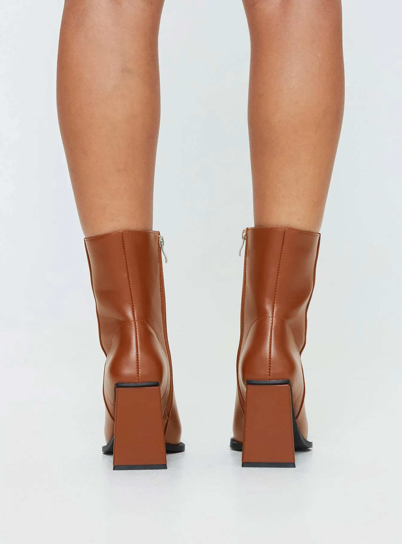 Alessa Boots Tan