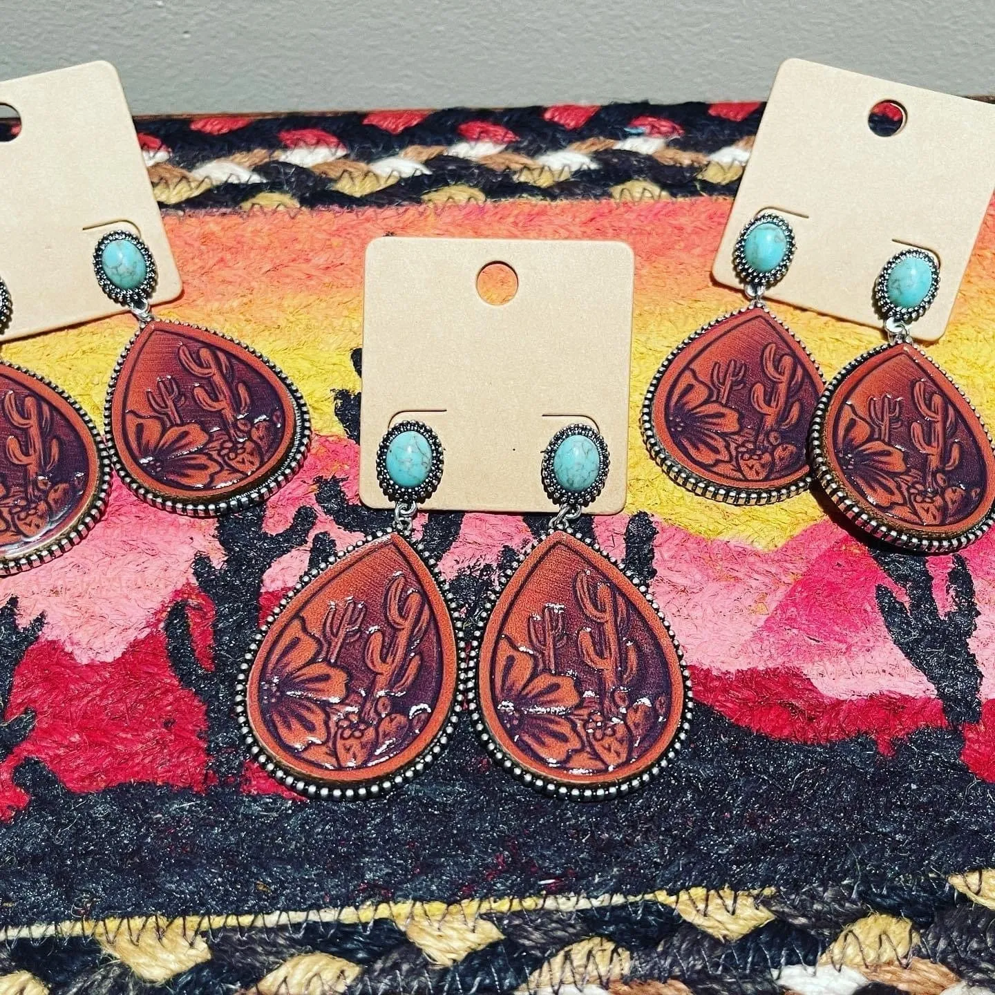 LEATHER TURQUOISE EARRINGS