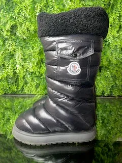 Moncler Snow Boots 39 Black