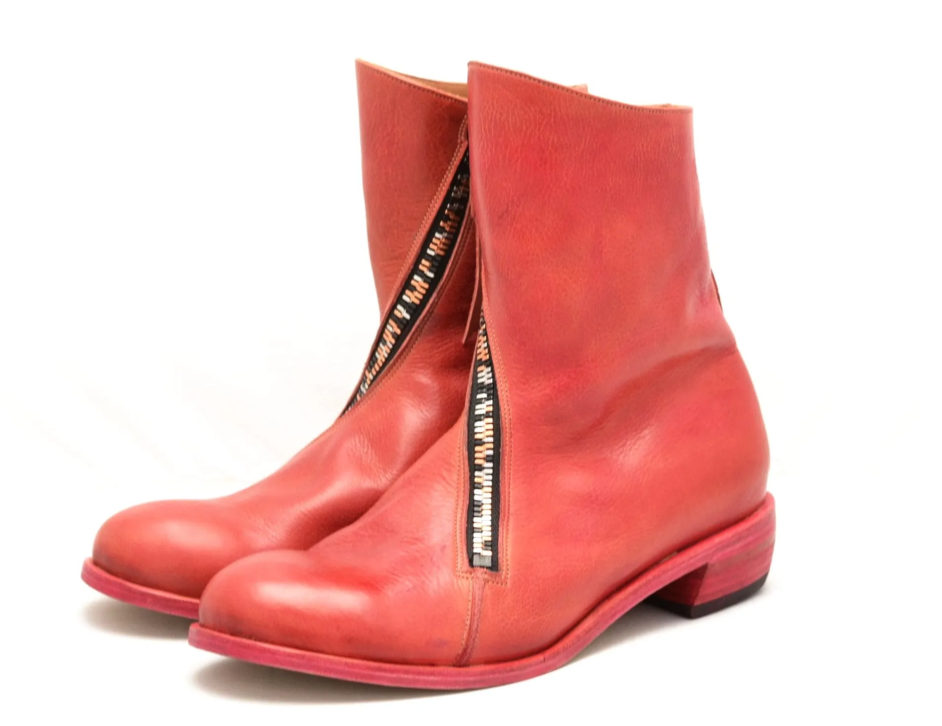 Spiral zip back boot | crimson cordovan